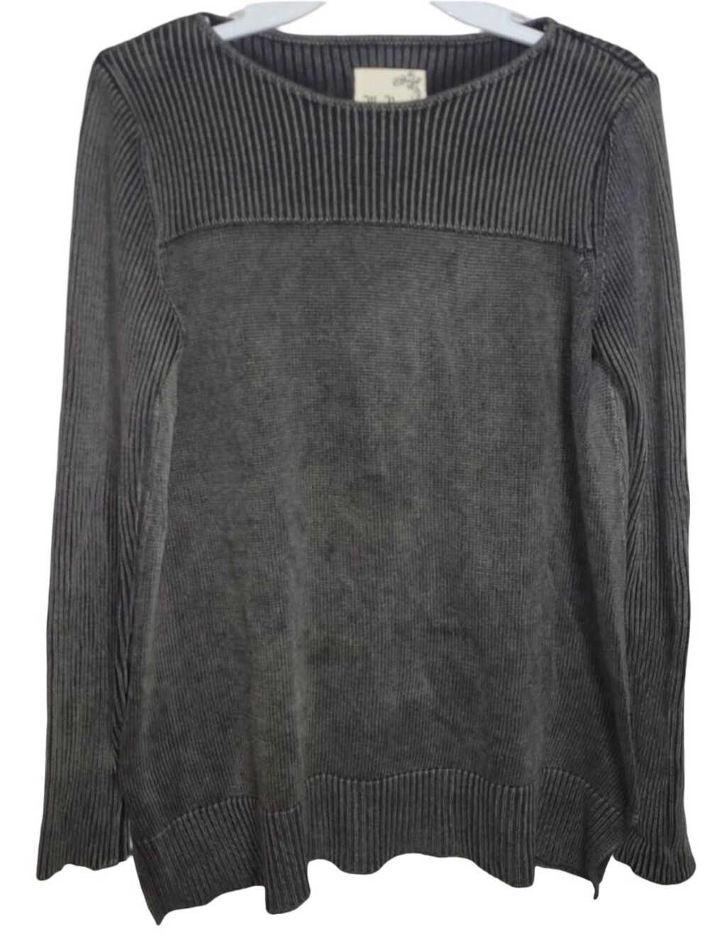 Small M.Rena Charcol Gray Long Sleeve pullover sweater